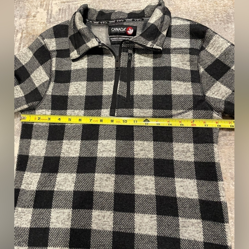 Canada Weathergear Black Gray Plaid 1/4 Zip Fleece Pullover Size Small EUC 🇨🇦 - Picture 11 of 11